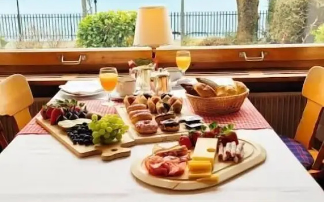 The Hotel Alpina