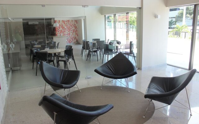 Excelente flat em Setúbal, Boa Viagem 1Q 3 pessoas. Conforto e ótima localização PM805