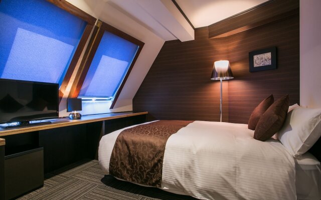 Hotel Yamanishi Welfare Memorial Hall