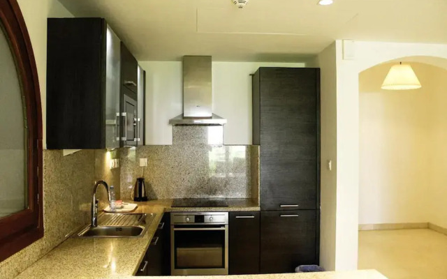 Charming 2-bedroom Marina Getaway