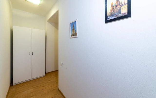 In the center on Bronnitskaya street 19