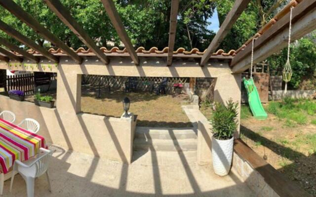 Maison spacieuse et calme près de la cité