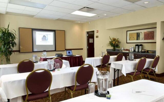Hampton Inn & Suites Columbus-Downtown