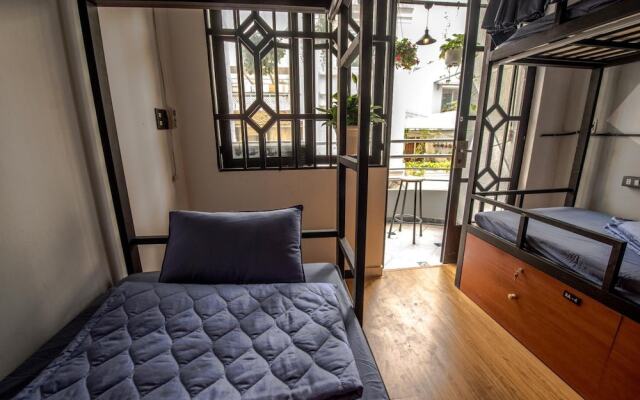 The Like Hostel & Cafe