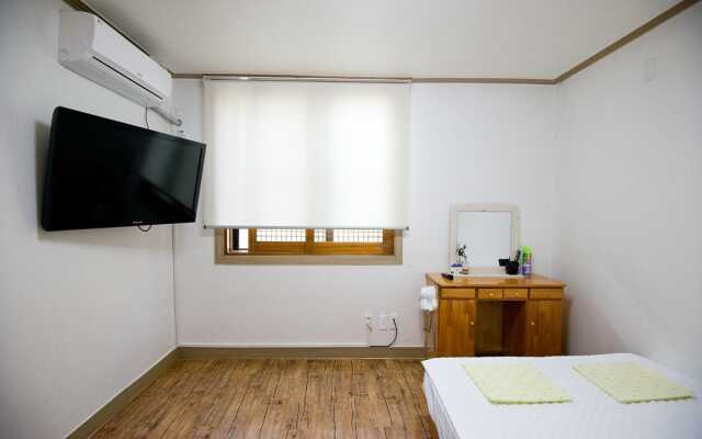 Jeju Masil Guesthouse-Hostel