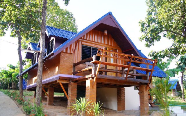 Ban Phumon Talang Resort