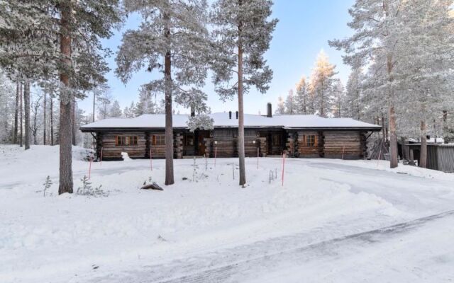 Holiday Home Klasun maja b