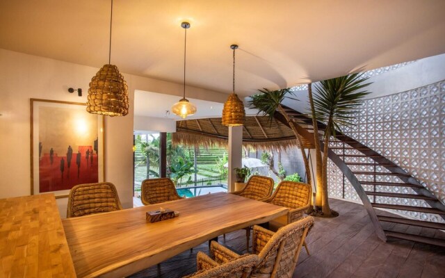 Architectural Masterpiece Villas Complex 15 BR Canggu w staff