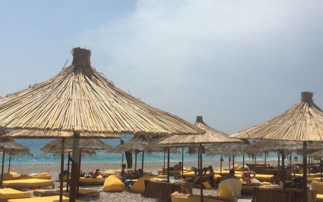 Drymades Resort