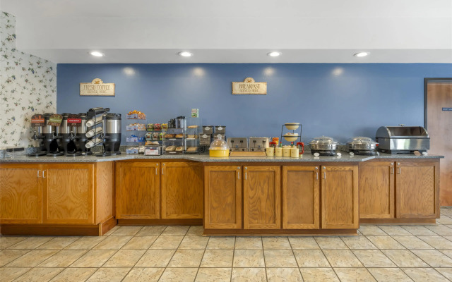 Best Western Bronco Inn