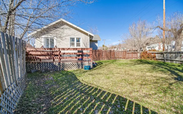 Klamath Falls Home w/ Deck ~ 1 Mi to Downtown