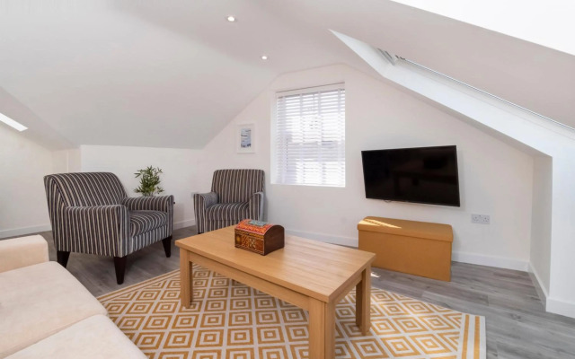 Livingstone street Apartments