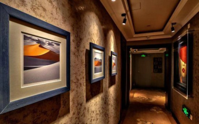 Riyueming Select Hotel