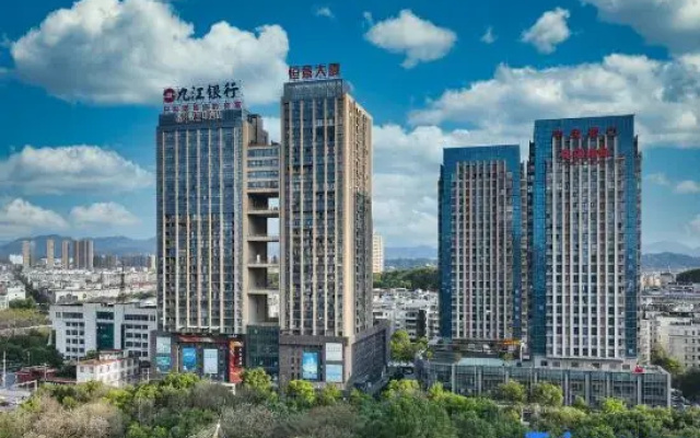 Jingrun Yipin City Hotel (Chuyan East Road)