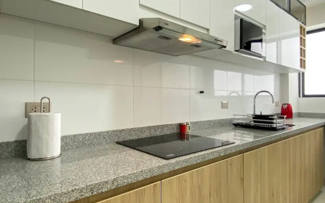 Beautiful 2BR With Balcony in Miraflores