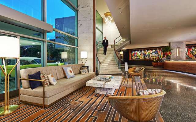 The Statler Dallas Curio Collection By Hilton