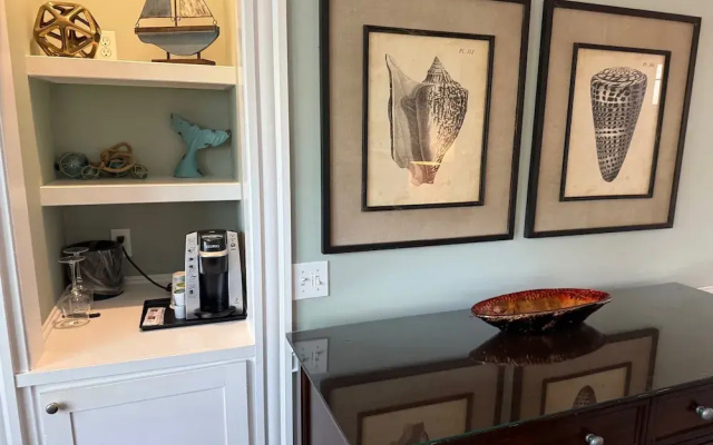 Crowne Pointe Historic Inn & Spa - Adults Only