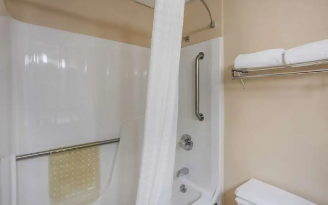 Best Western Inn at Blakeslee-Pocono