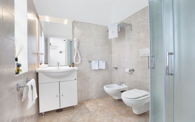 Residence 2 Pini