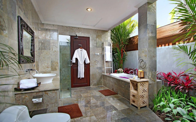 The Bale Tokek Villas