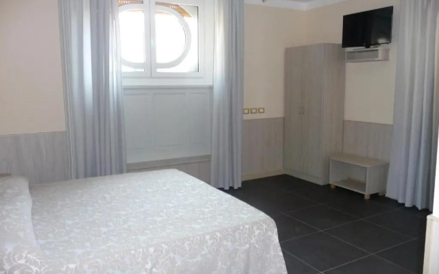 Hotel Cantore Genova