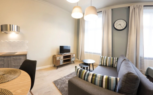 Rister Apartments