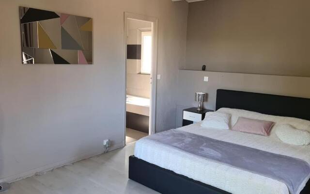 Ste Maxime Villa 5 * - Piscine chauffée - 6/9 pers