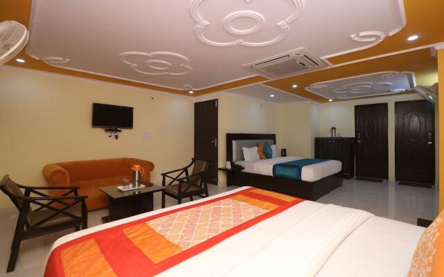 OYO 9809 Hotel Shree Residency