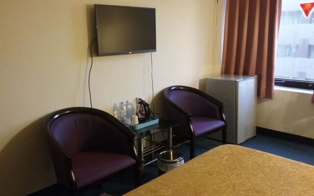 Chian Huei Business Hotel