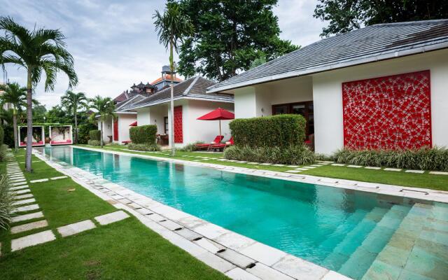 Rouge Bali - Lounge Bar, Villas & Spa