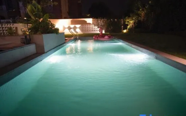 Redhouse – Pool – Suzhou