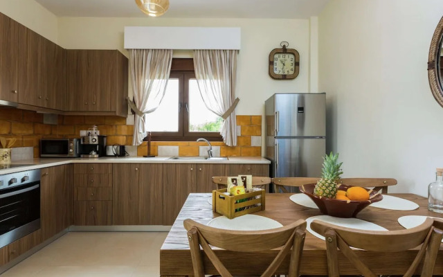 Novel Villa in Roupes with Private Pool near Arkadi Monastery