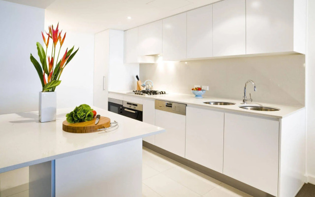 Kirra Surf Apartments