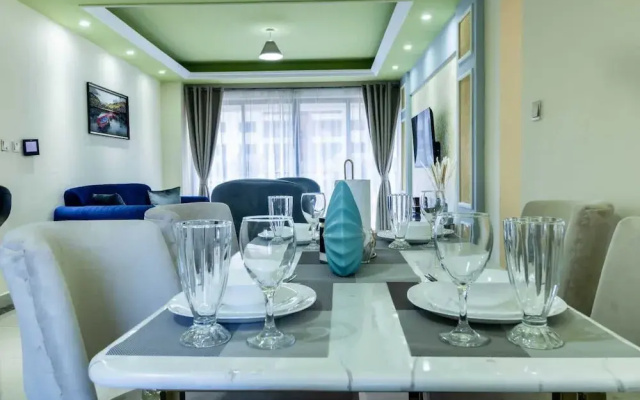 Luxurious Nairobi Apartment With Shared Pool and City Views