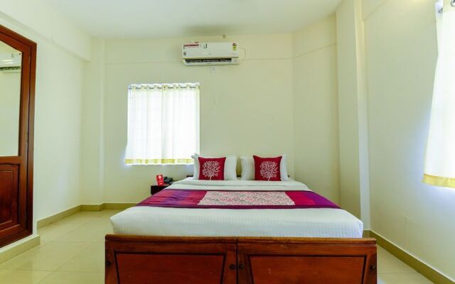 OYO 11328 Hotel Chandrika Residency