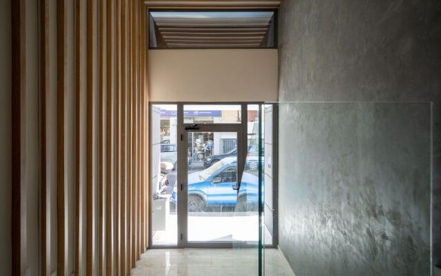 Io Suites