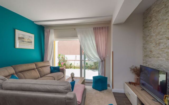 House Valdor Cervia