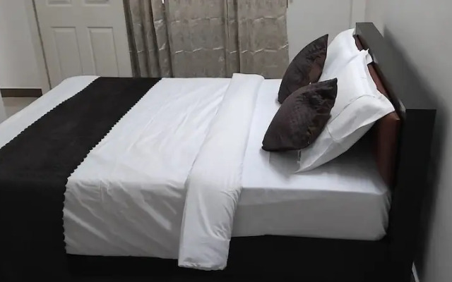 SLV Aashraya Apartment Stay