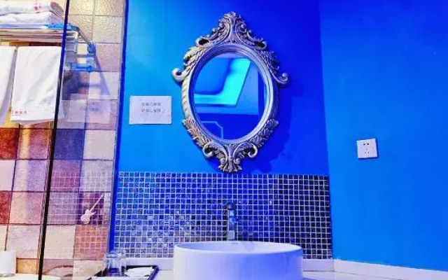 HIGIRLHOTEL