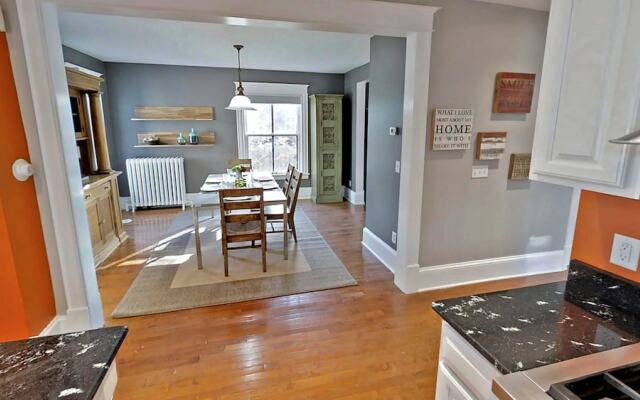 Linden Hills Luxury Charmer