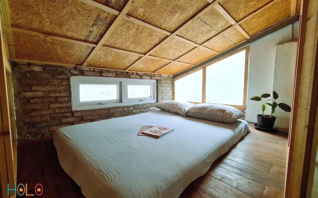 HoLo Bato SaiGon - Serviced HomeStay