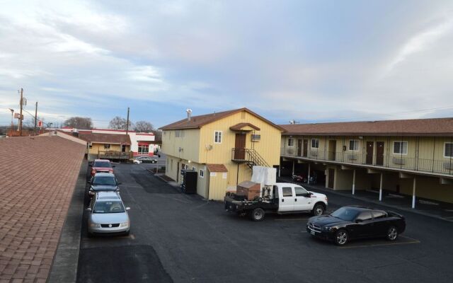 Economy Inn