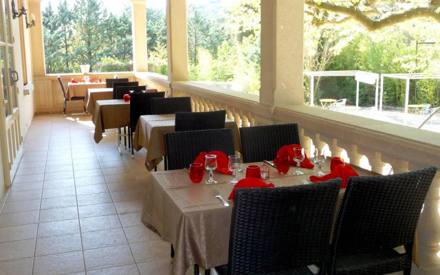 Hotel Restaurant Le Colombier