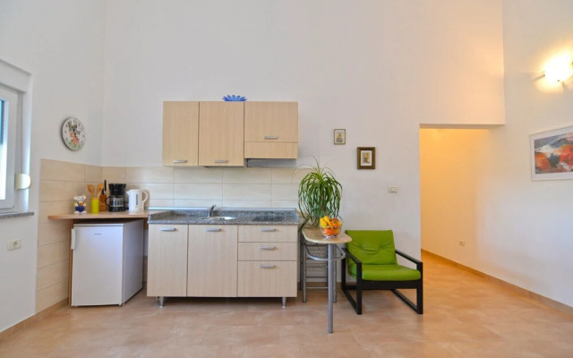 Apartment 1773