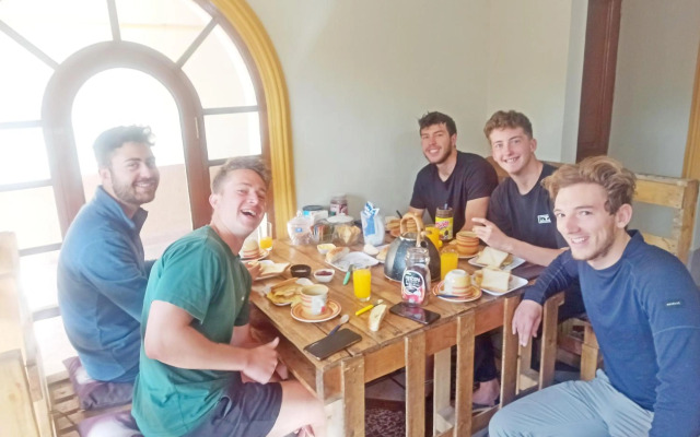 Residencial Moroni - Alojamiento en Cochabamba