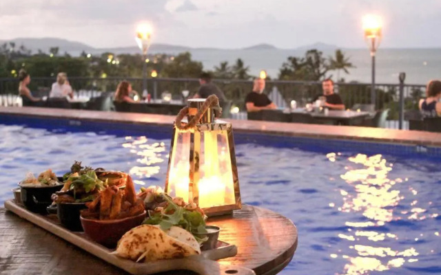 Ocean View 33A Studio Pool Ocean View WIFI