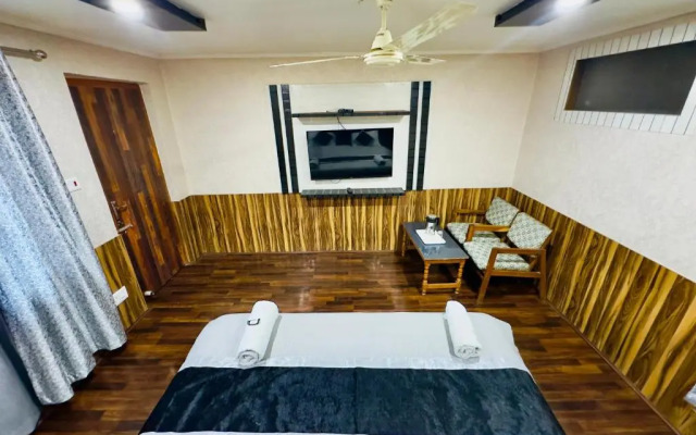 Hotel Luxury Inn