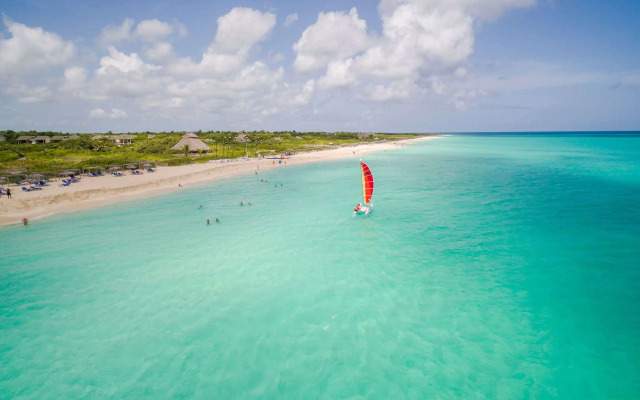 Melia Cayo Santa Maria