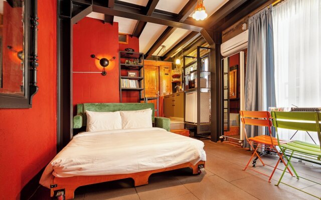 T Suites