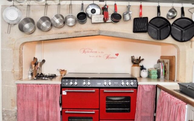 Longbridge Cottage